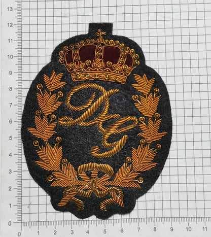 Fashion Hand-Embroidered Crest Patch – Antique Gold Bullion Wire Badge