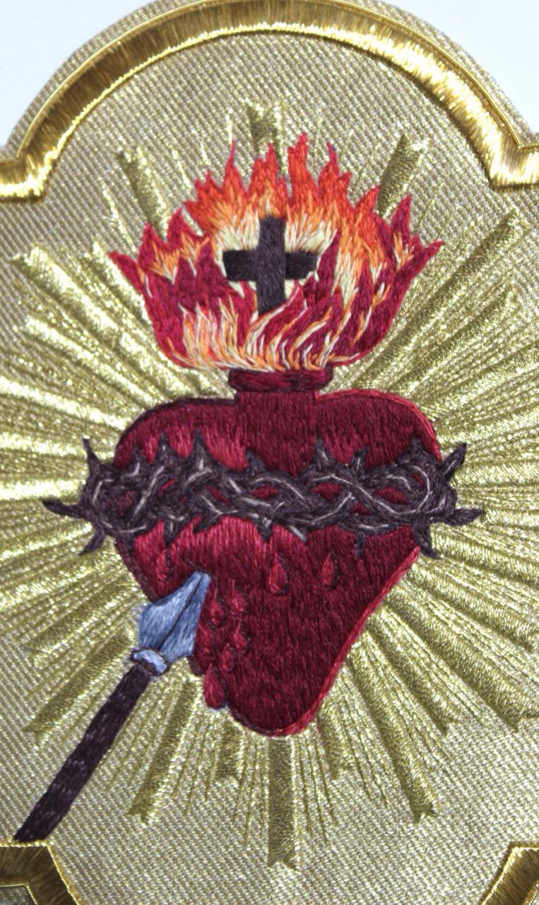 Sacred Heart Hand-Embroidered Liturgical Appliqué – Gold Fabric Background