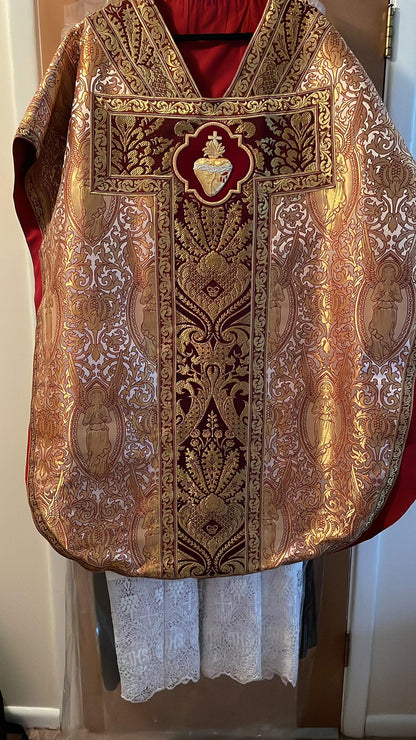 Sacred Heart Appliqué – Hand-Embroidered Bullion Work for Catholic Vestments