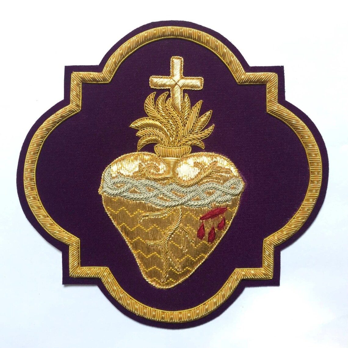 Sacred Heart Appliqué – Hand-Embroidered Bullion Work for Catholic Vestments