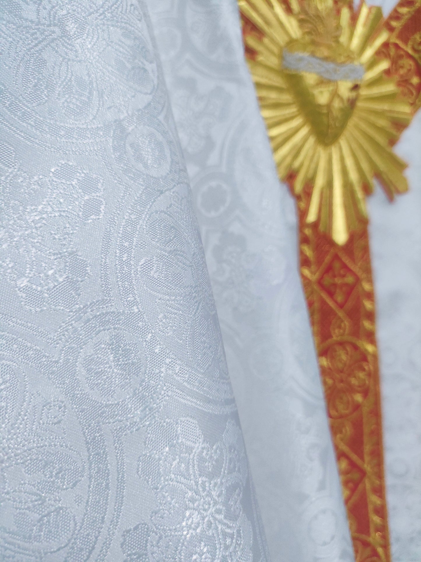 Beautiful Vestments With Hand Embroidered Sacred Heart Applique With Rays